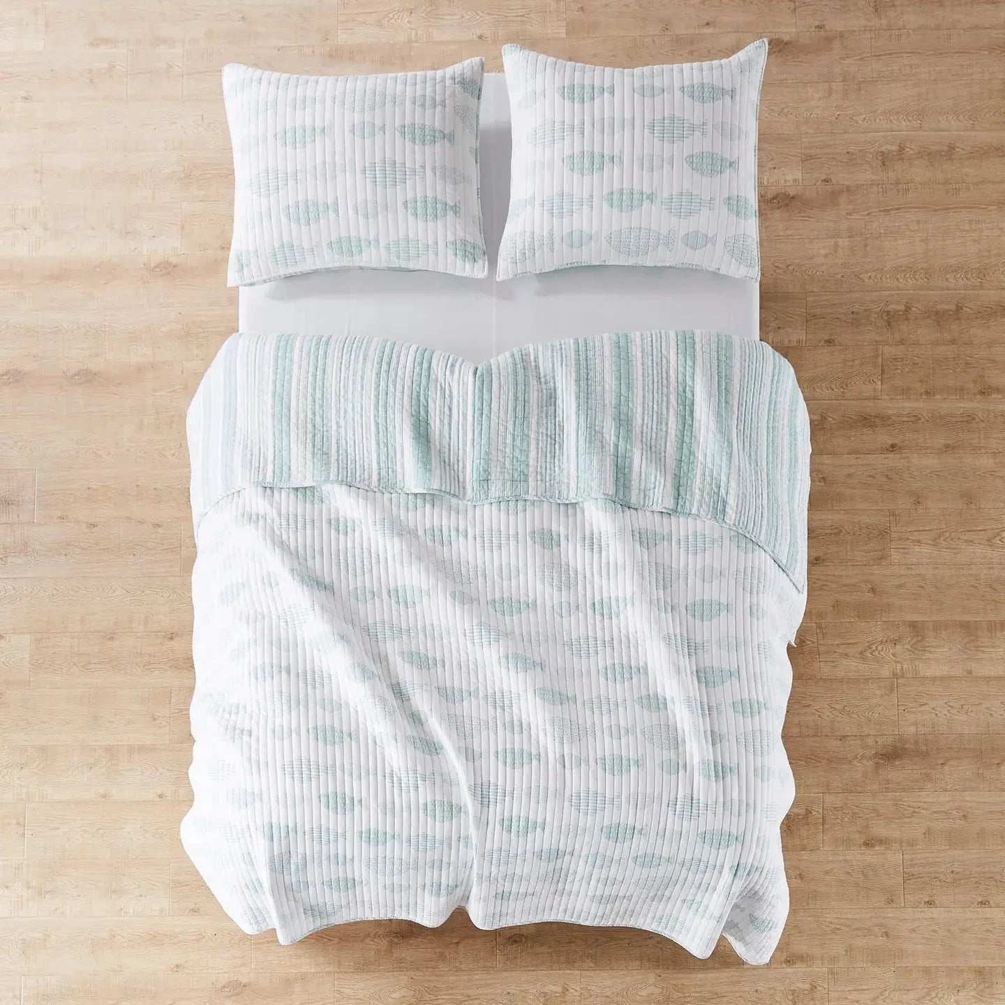 Aqua Breeze Quilt Set Coastal Bedding Set