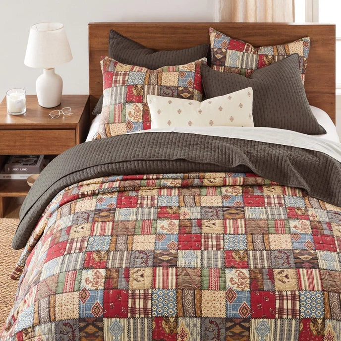 Beautiful Cross Stitch 100% Cotton Quilt Set - Cocoa