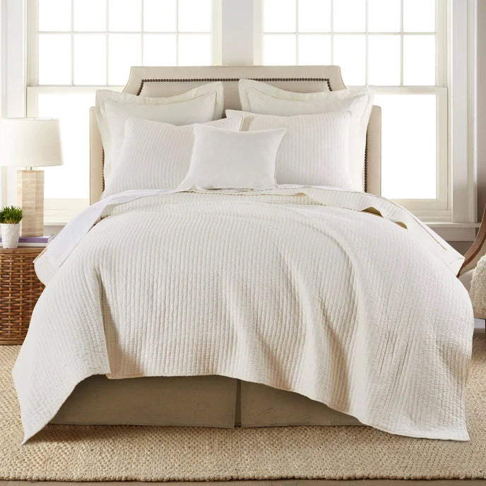 Beautiful Cross Stitch 100% Cotton Quilt Set - Cream