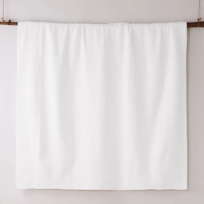 Beautiful Cross Stitch 100% Cotton Quilt Set - White