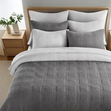 Cloud Waffle Reversible Cotton Quilt Set