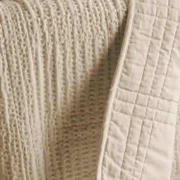 Cloud Waffle Reversible Cotton Quilt Set