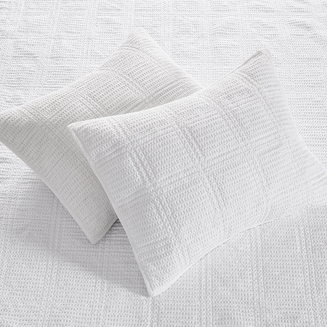 Cloud Waffle Reversible Cotton Quilt Set