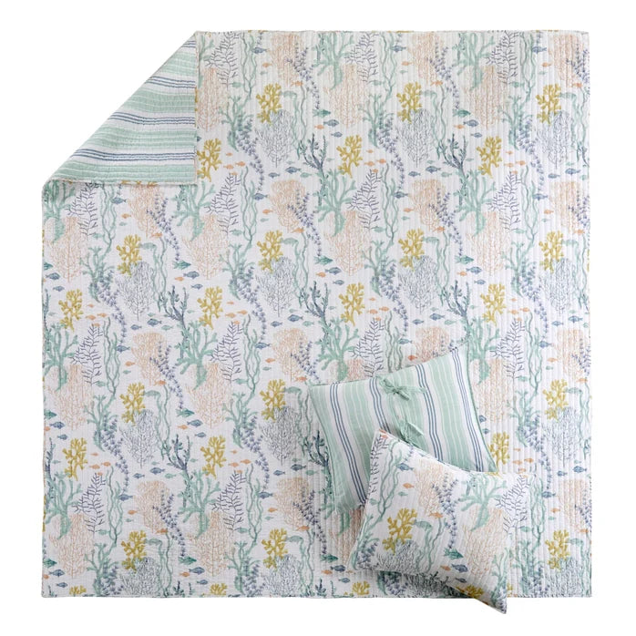 Coastal Bedding Ensembles Complete King - 7PC Ocean Meadow