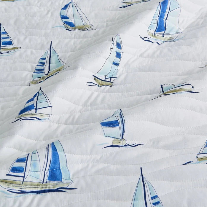 Coastal Blue Watercolor Sailboat Quilt Set 3PC - Lightweight Microfiber