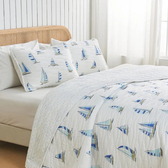Coastal Blue Watercolor Sailboat Quilt Set 3PC - Lightweight Microfiber