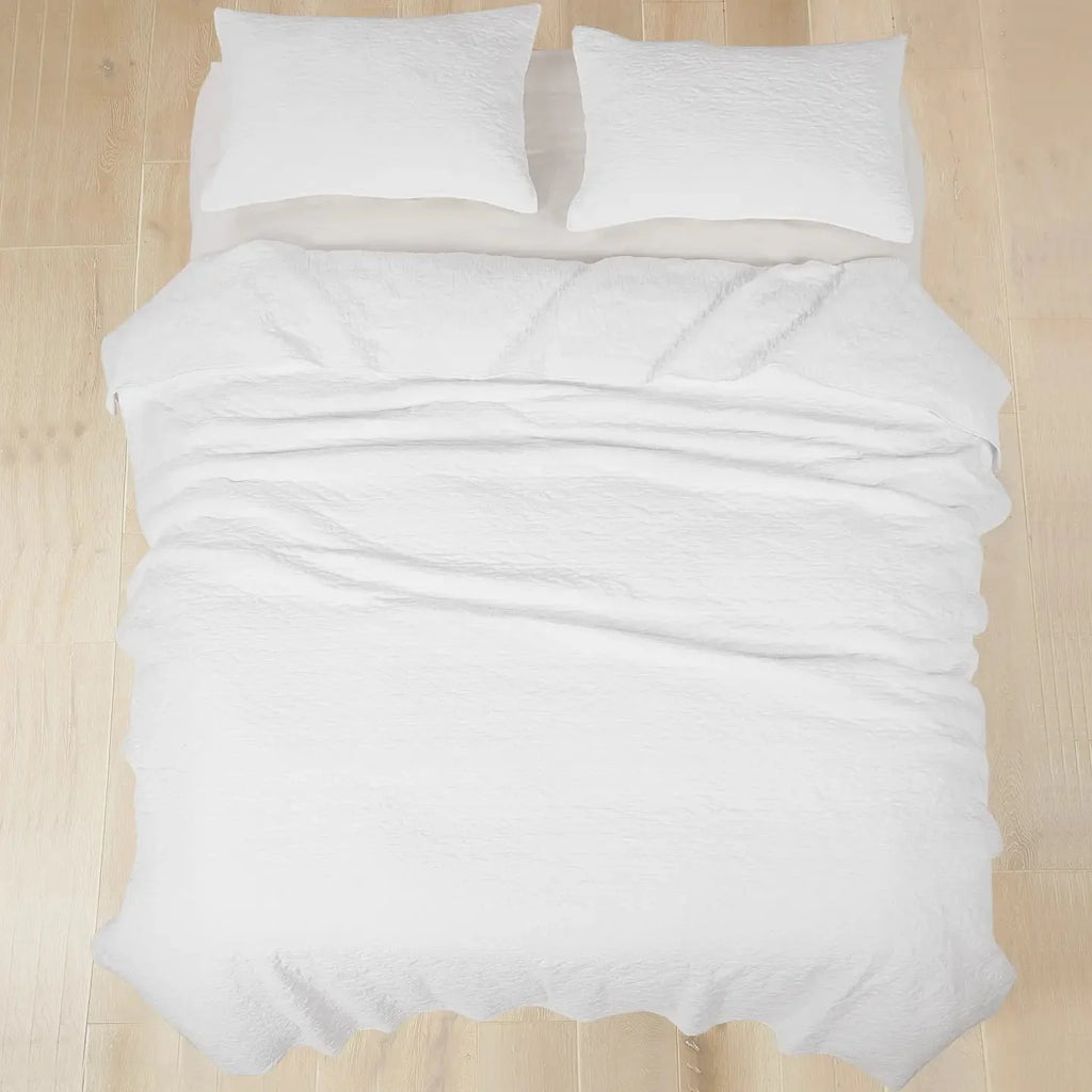 Emory White Quilt Set