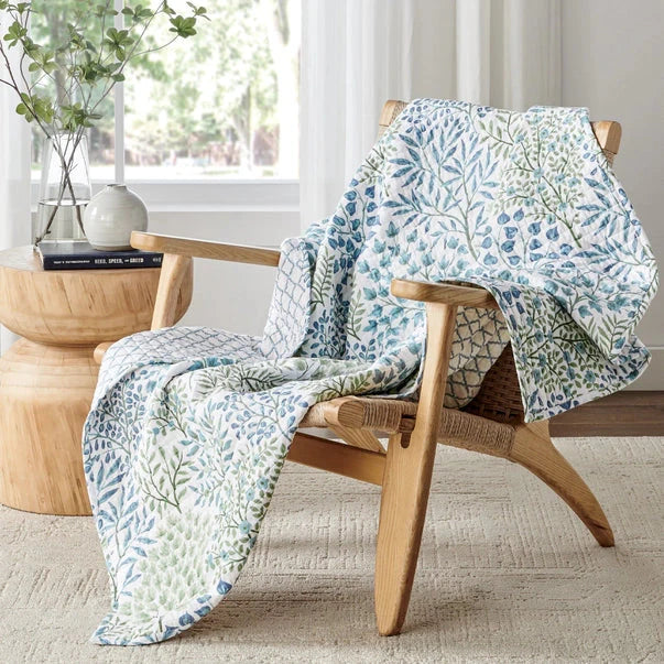 English Forest Quilted Throw Blanket - Green