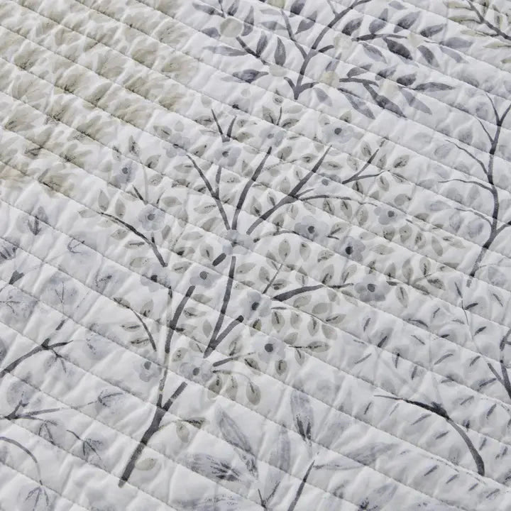 English Forest Quilted Throw Blanket - Natural
