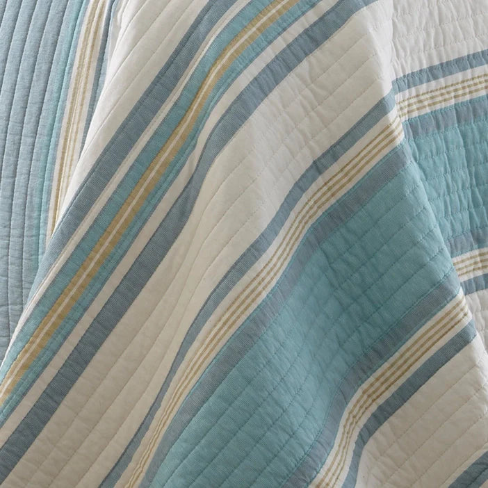Coastal Bedding Ensembles Complete Queen - 7PC Kailua