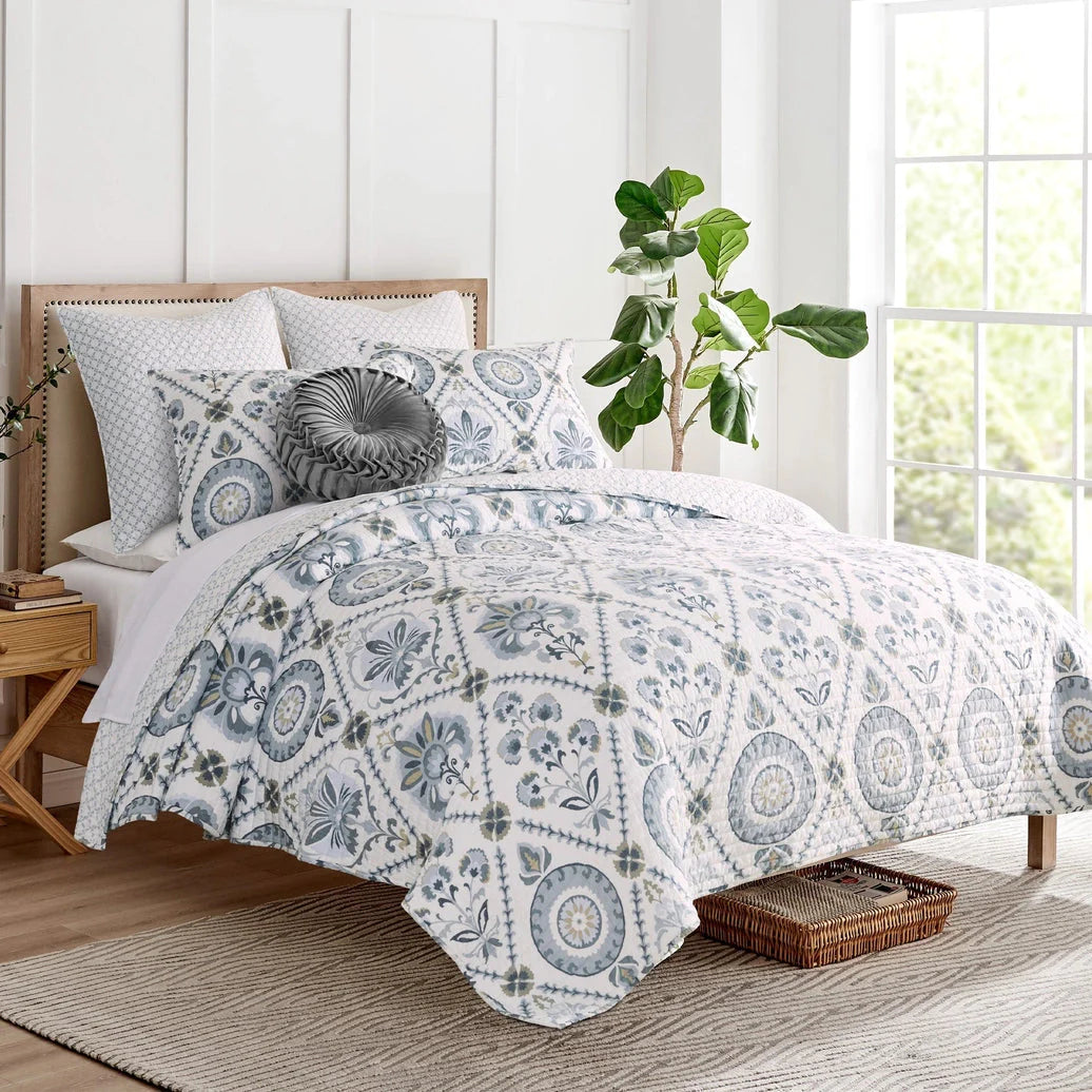 Maeve Neutral Quilt Set