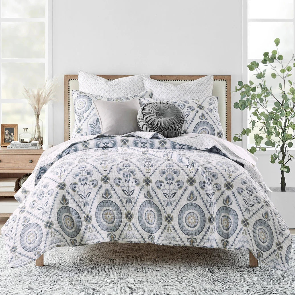 Maeve Neutral Quilt Set