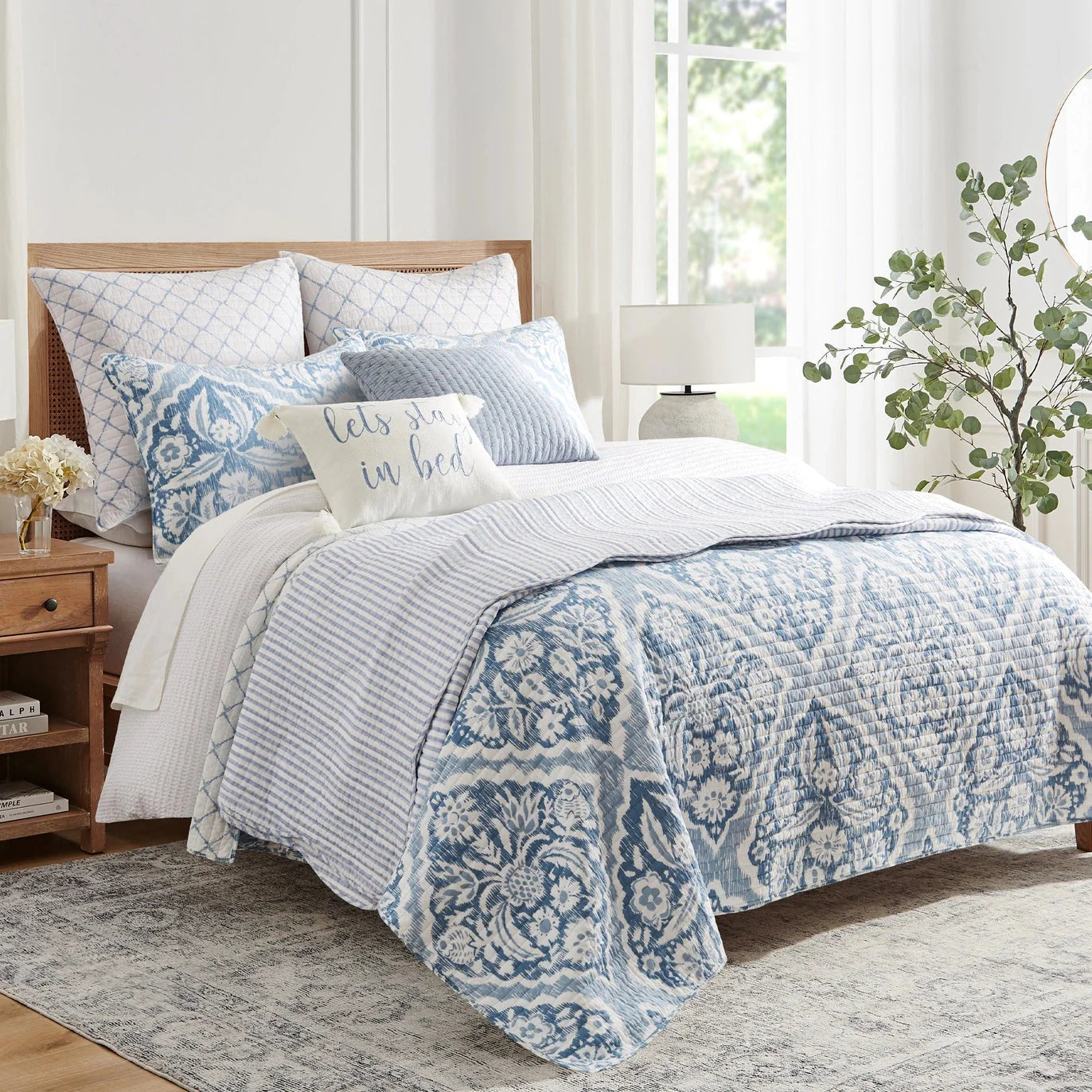 Martha Stripe Blue Quilt Set - Coastal Quilt Set - Blue Stripe - Scalloped Edges
