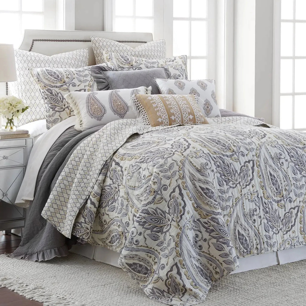 Stonewashed Grey Quilt Set