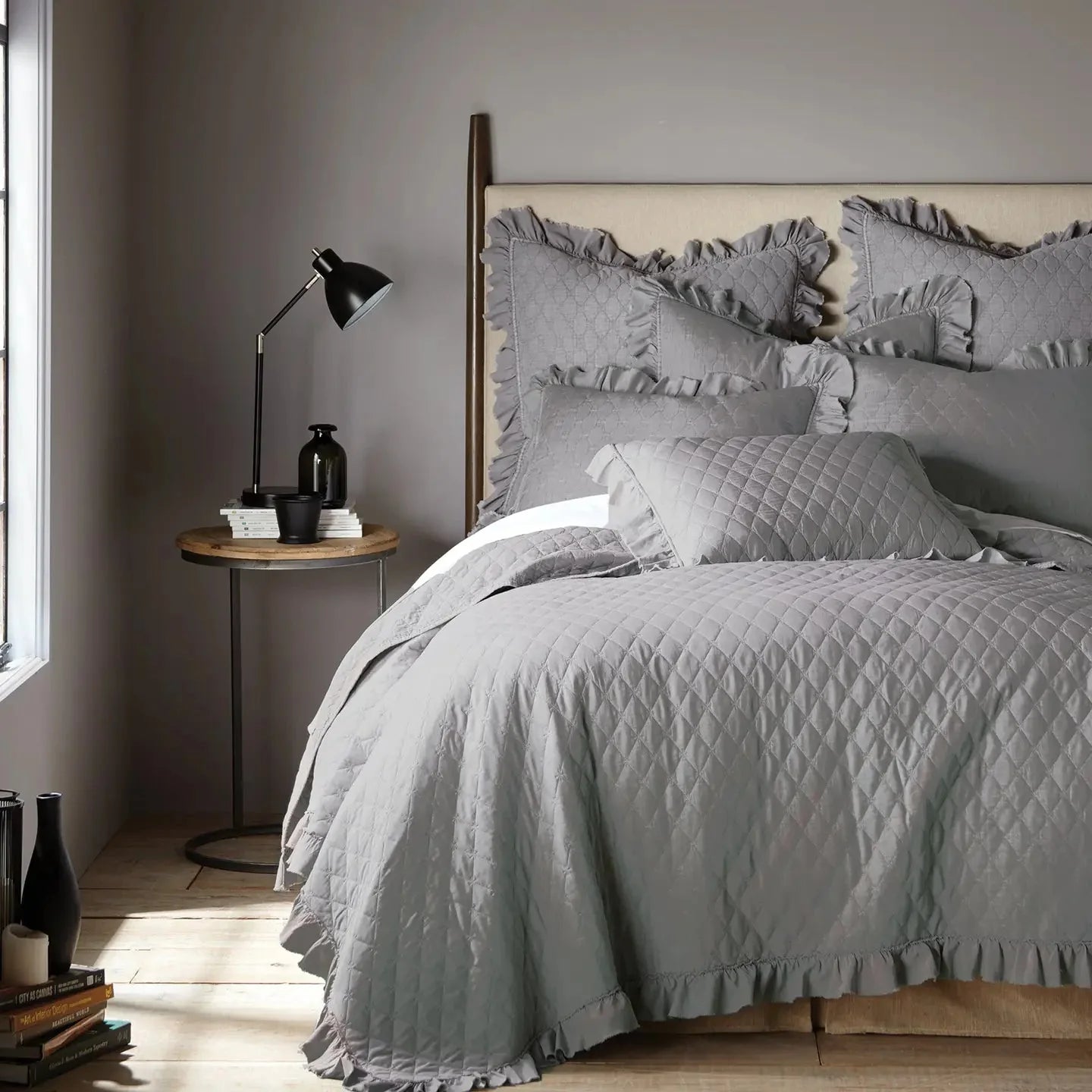 Stonewashed Grey Quilt Set