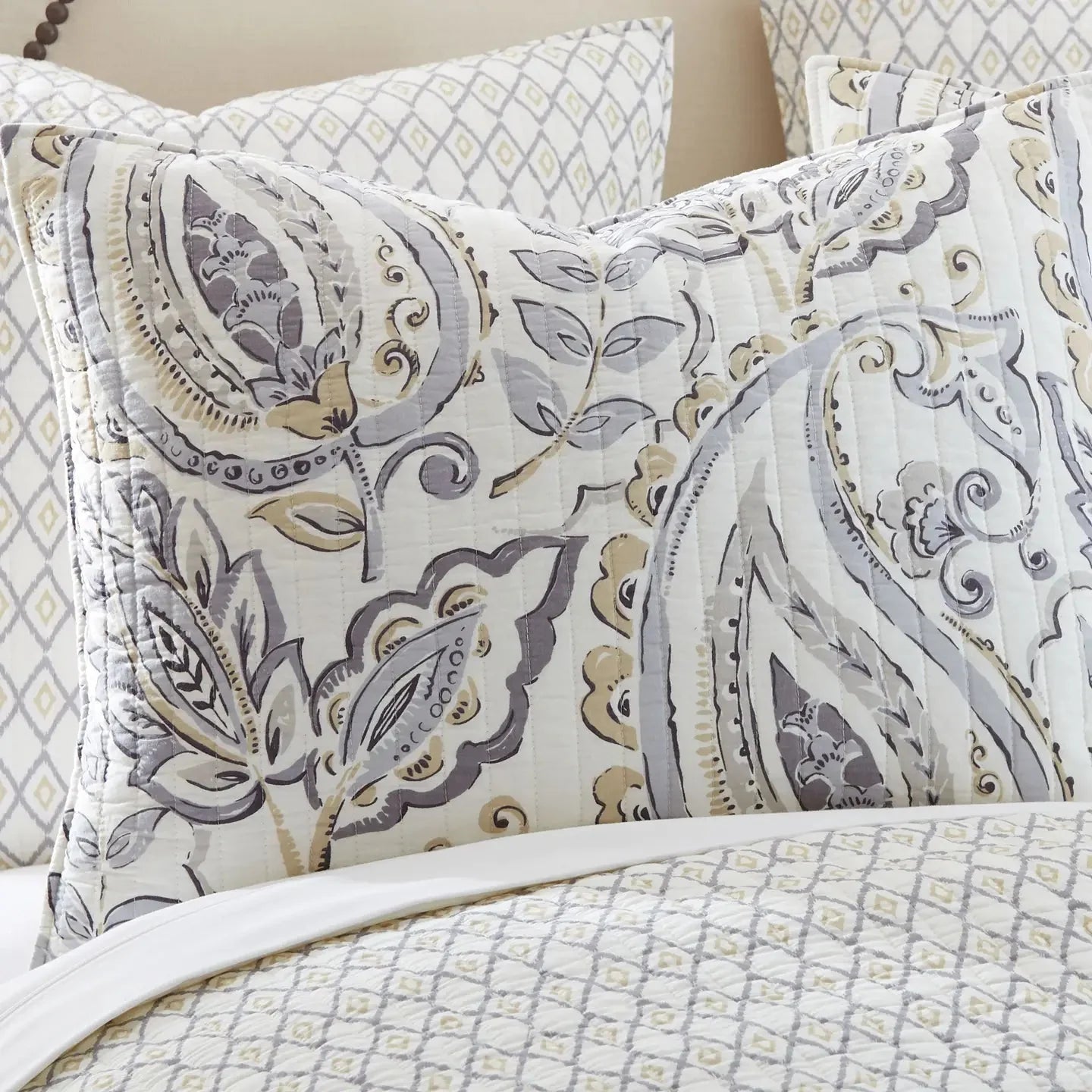 Tamsin Grey Quilt Set