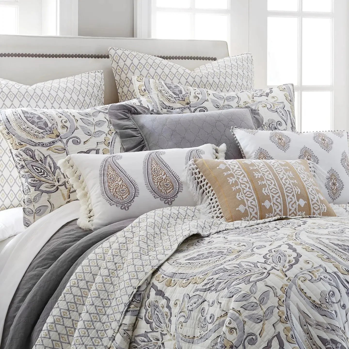 Tamsin Grey Quilt Set