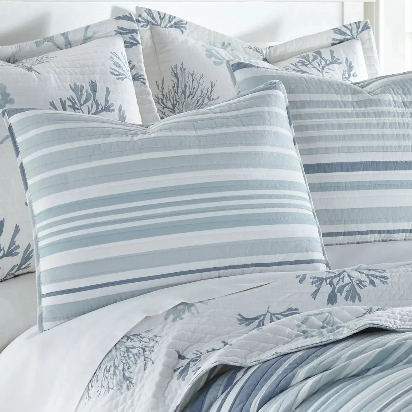 Truro Quilt Set - 100% Cotton Beautiful Coastal Bedding Set - Blue