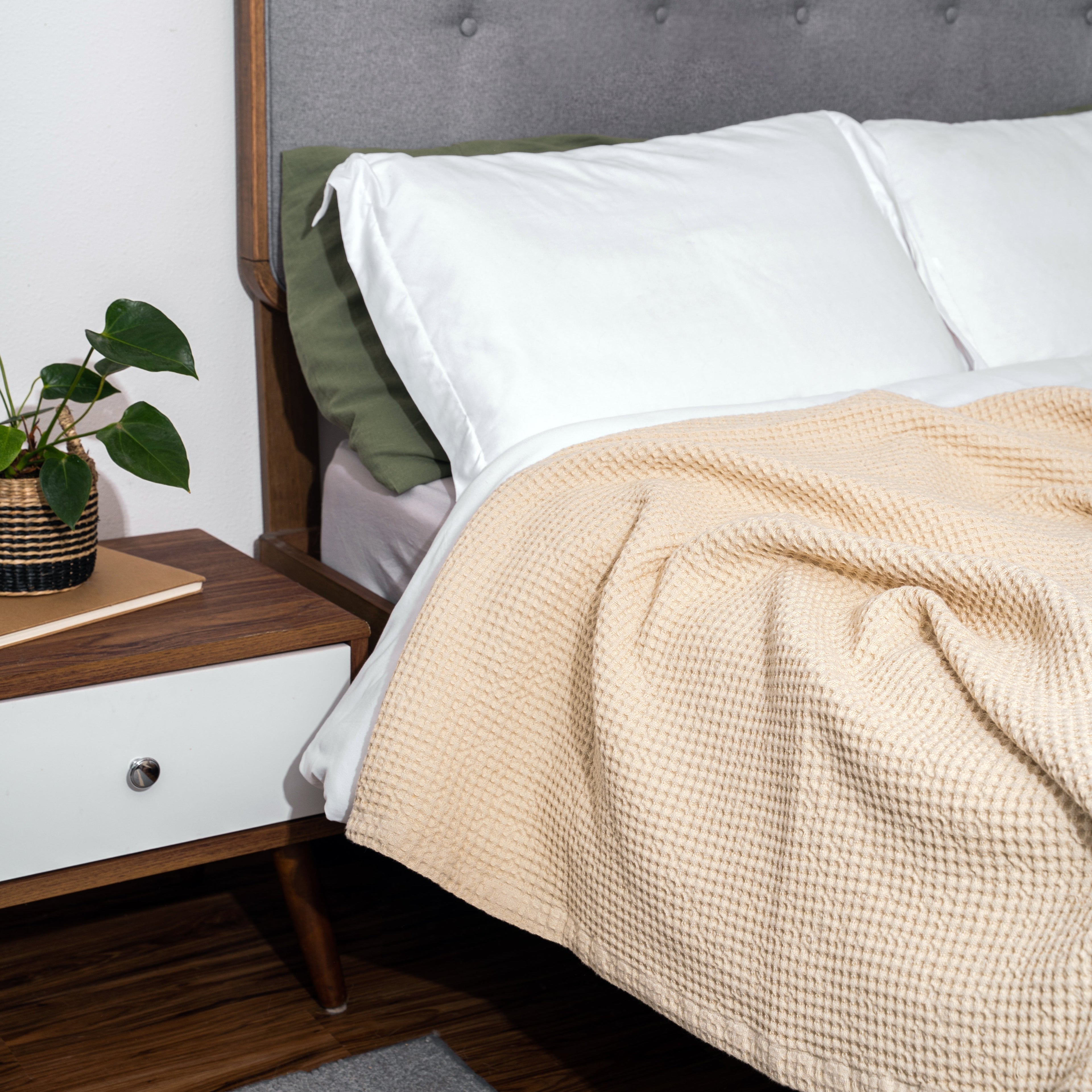 100% Pure Cotton Waffle Weave Blanket - Organic Blankets