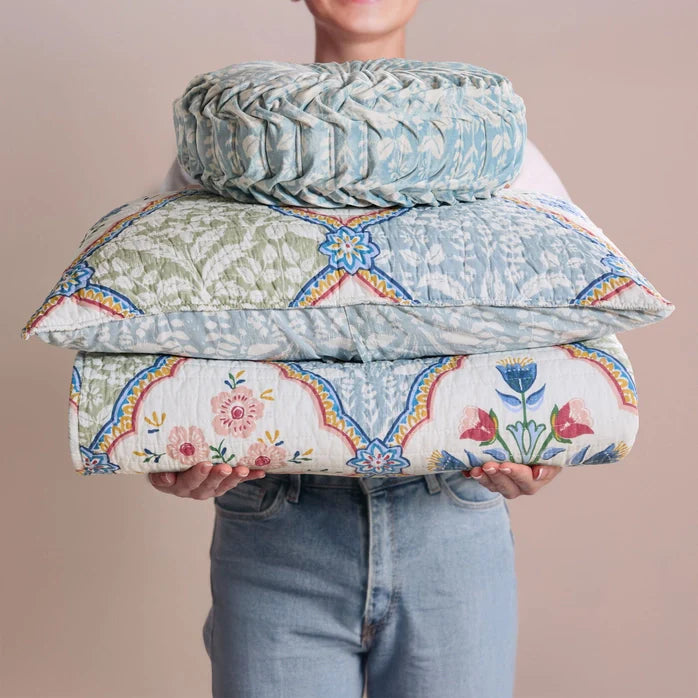 Complete 8PC Zoey Coastal Bedding Ensemble