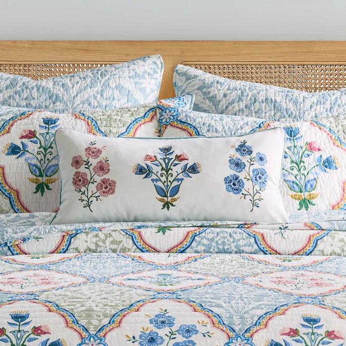 Complete 8PC Zoey Coastal Bedding Ensemble