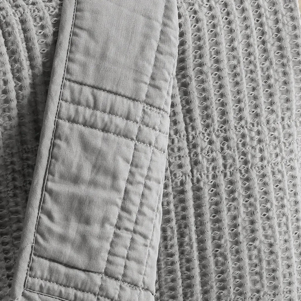 Cloud Waffle Reversible Cotton Quilt Set